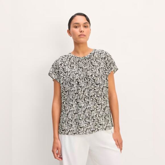 🆕 NWT Everlane The Gathered Neck Top Blouse Floral Flower Capped Sleeve Sz XXS - Picture 1 of 16